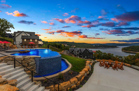 Why Vacation Rentals on a Lake Feel Completely Different From Any Other Stay Option